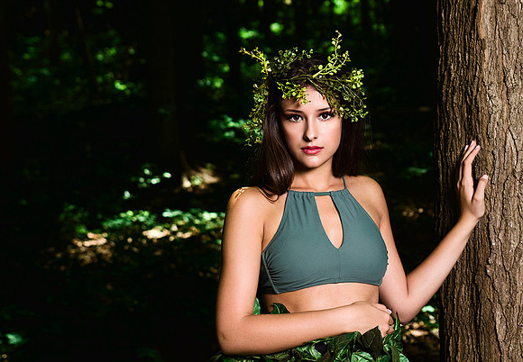 Art fashion with clothing made of flowers